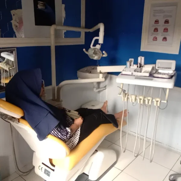 Galeri Aiman Dental (15)